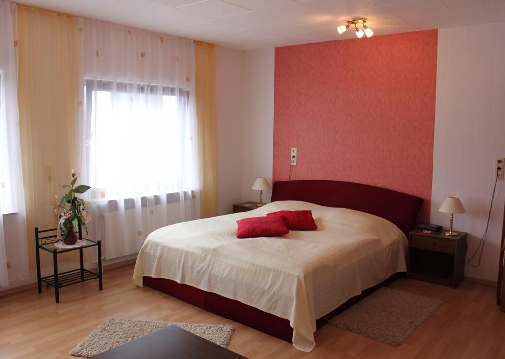 Berghotel Waidmannsheil Battenberg  Oda fotoğraf